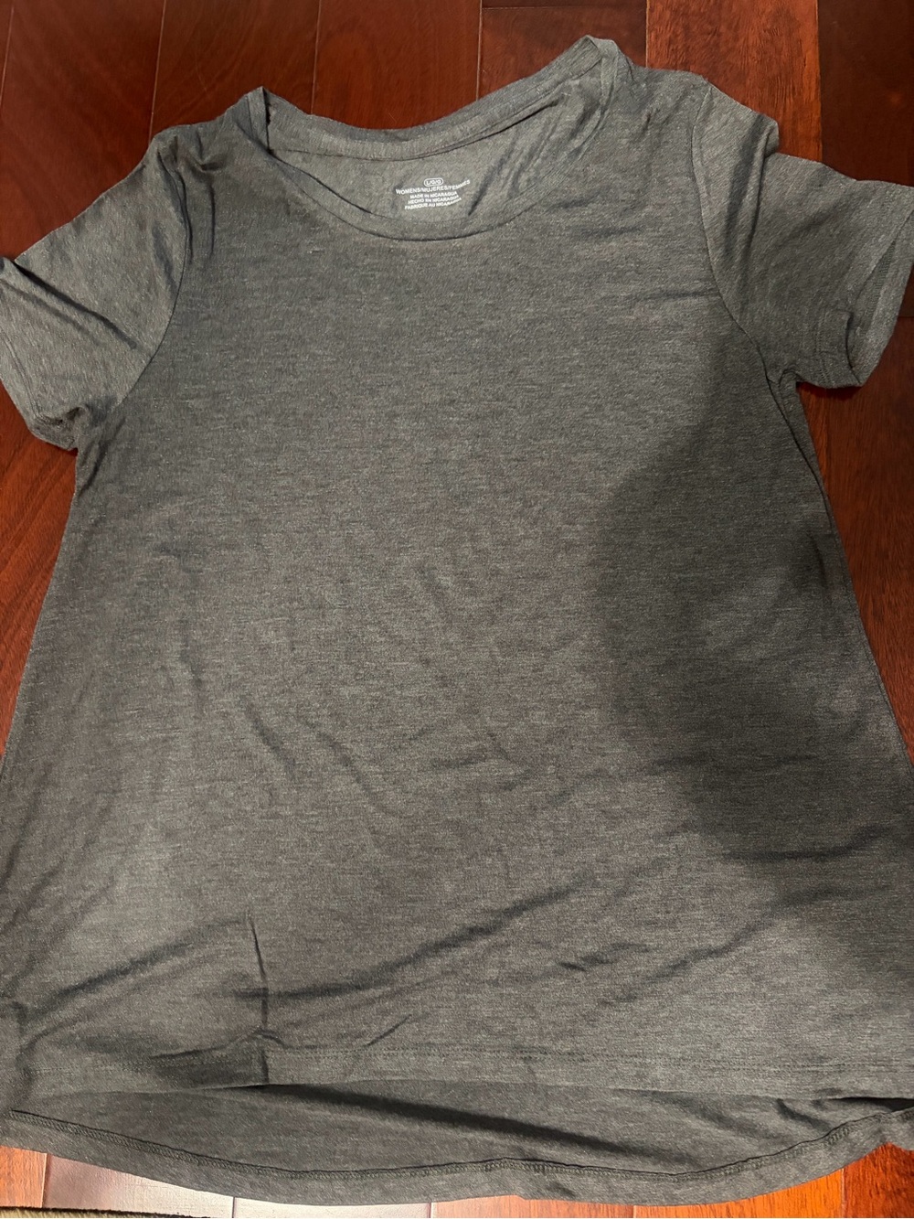 6 Classic Women's Crewneck Tee - Gray. Large.
